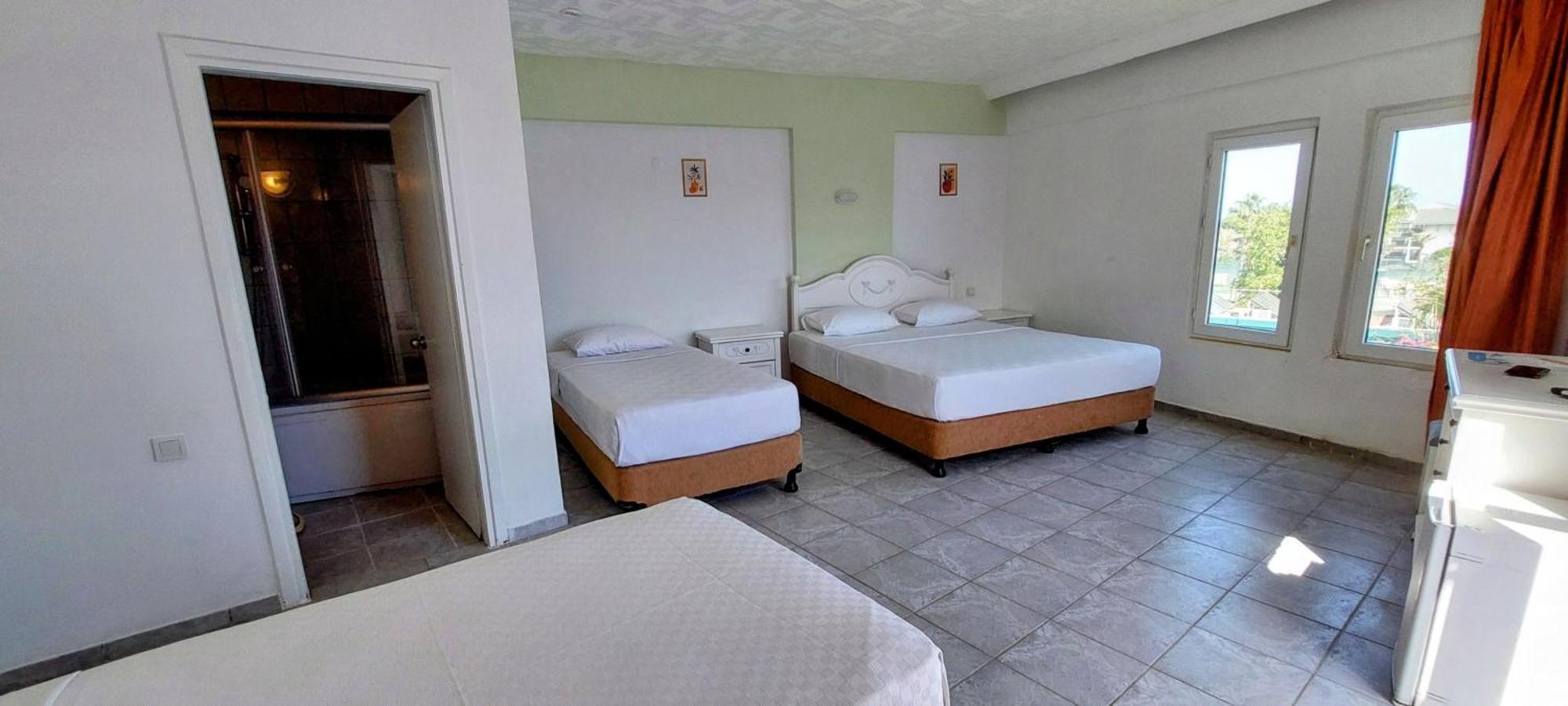 Uk Hotel Kiris Antalya Eksteriør bilde