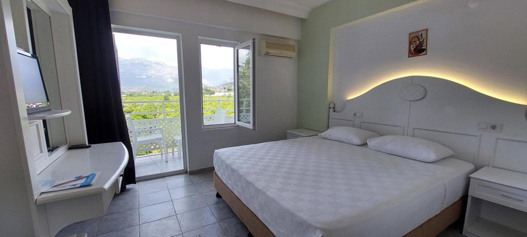 Uk Hotel Kiris Antalya Eksteriør bilde